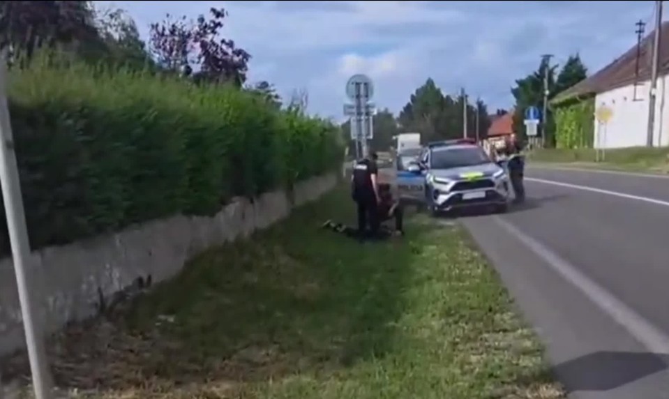 Dramatická naháňačka v obci Blatné. Policajti zadržali motorkára