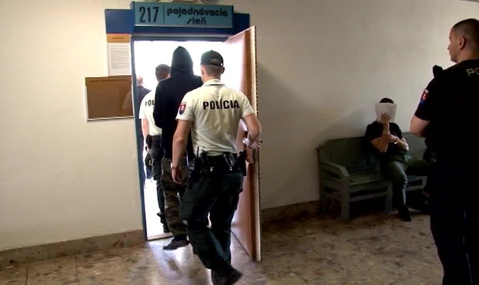 Kriminalisti objasnili razie na východe. Išlo o drogy