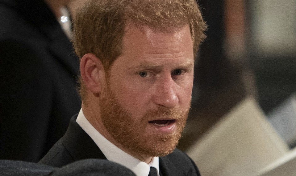 Pracuje niekto na prekazení uzmierenia Harryho a jeho otca, alebo na rozpade jeho manželstva?