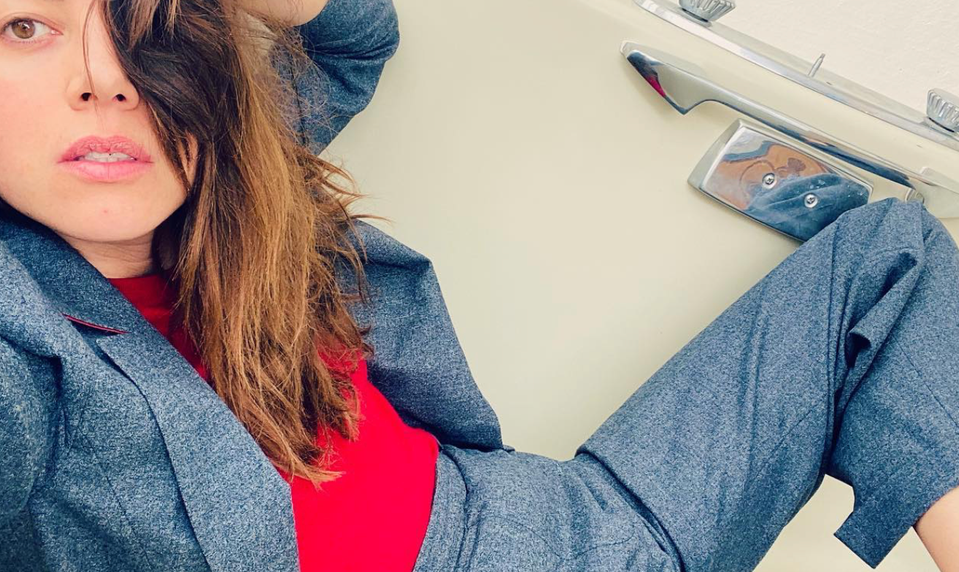 Rok po smrti manžela má konečne dôvod na radosť: Známa herečka čaká prvé dieťa!