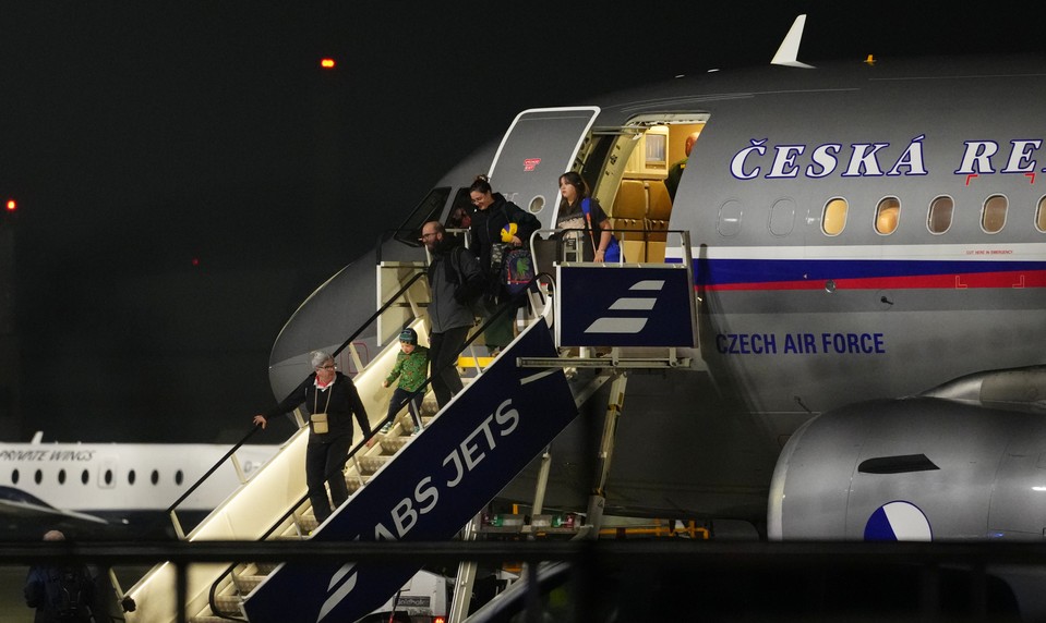 Dramatické chvíle Čechov v Dubaji: Ich návrat domov sprevádzali výbuchy