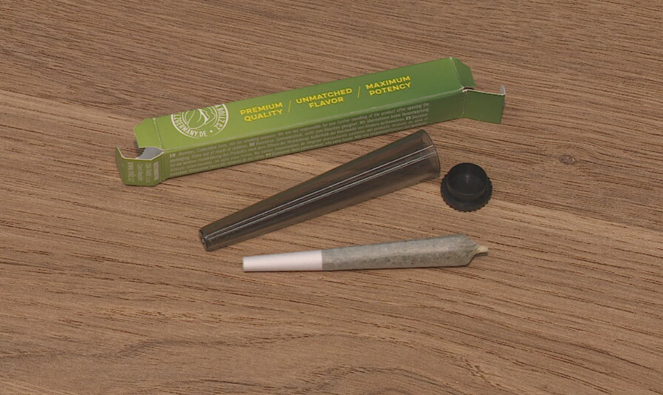 Zákaz nezabral: Automaty s polosyntetickou marihuanou fungujú ďalej