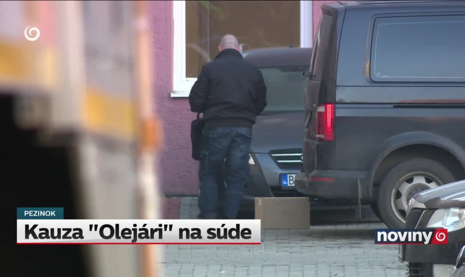 Kauza "Olejári" na súde
