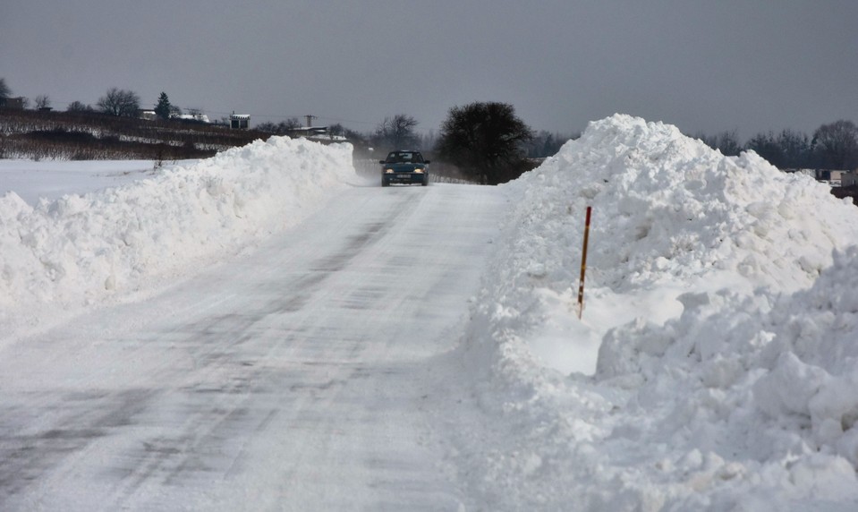 Slovensko bojuje so snehovými závejmi. Aké počasie náš čaká najbližšie dni?