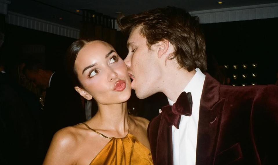 Najmladší Beckham a jeho o 10 rokov staršia partnerka: TOTO Beckhamovci schvaľujú či nie?