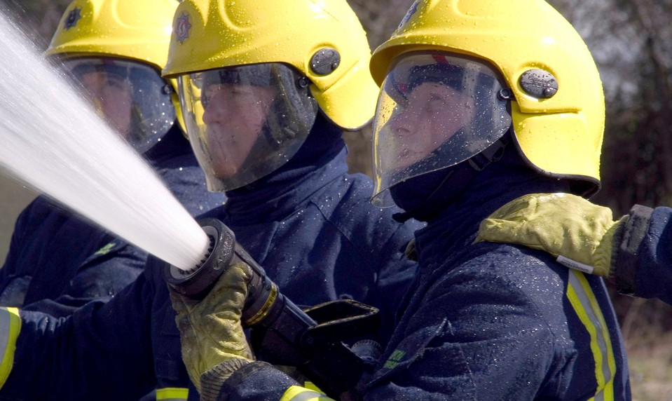 Niekoľko staníc pražského metra uzavreli kvôli požiaru v neďalekej strelnici