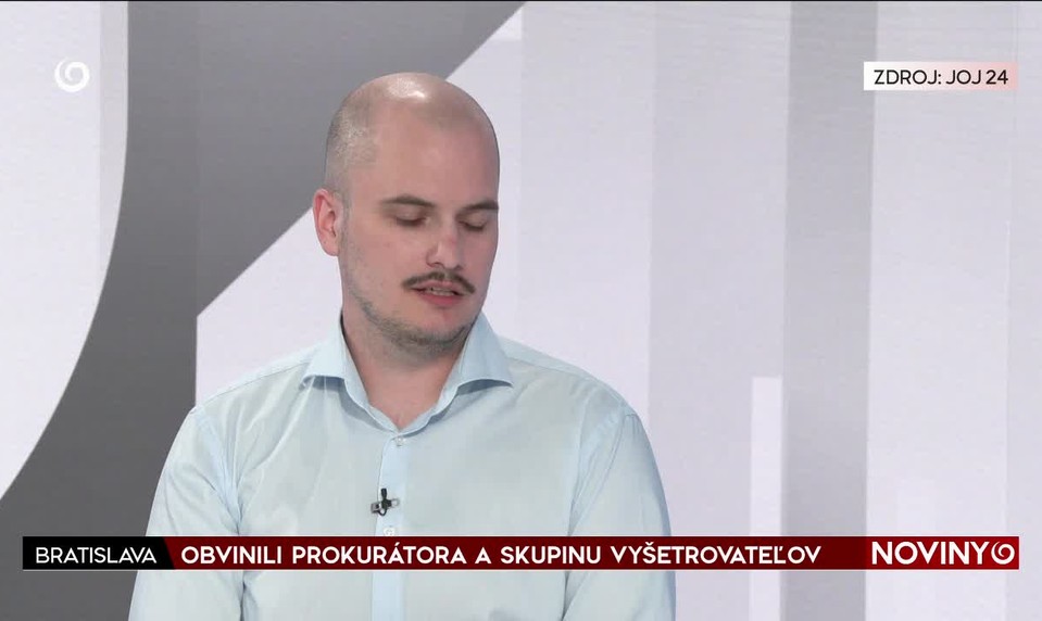 OBVINILI PROKURÁTORA A SKUPINU VYŠETROVATEĽOV