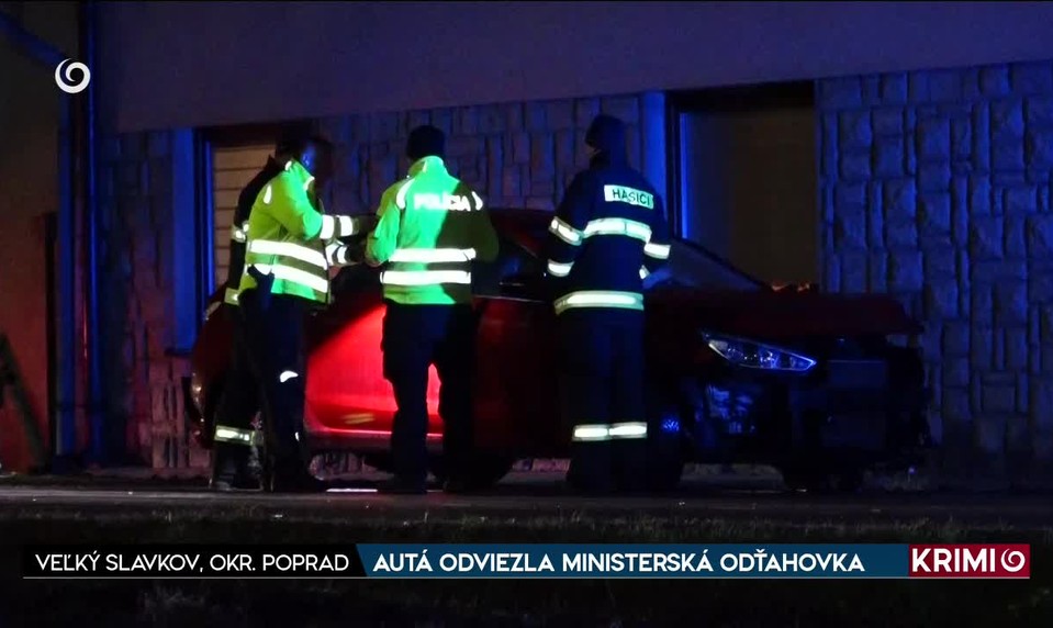 AUTÁ ODVIEZLA MINISTERSKÁ ODŤAHOVKA