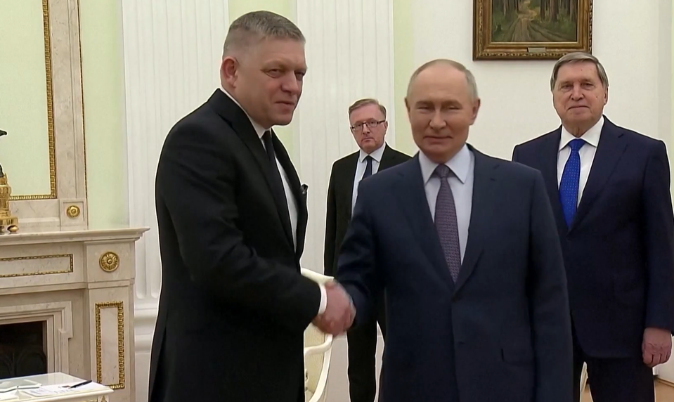 Opozícia kritizuje plánované stretnutie Fica s Putinom, podľa SaS to je pľuvanec do tváre spojencom