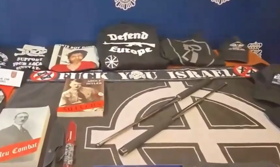 Zásah Europolu proti extrémistickej skupine: Verbovali cez internet a plánovali útoky na demokraciu