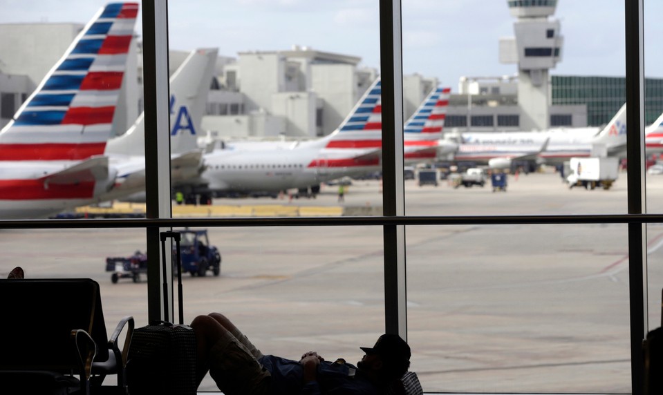 Letecká doprava pred kolapsom? Spojené štáty majú nedostatok dispečerov