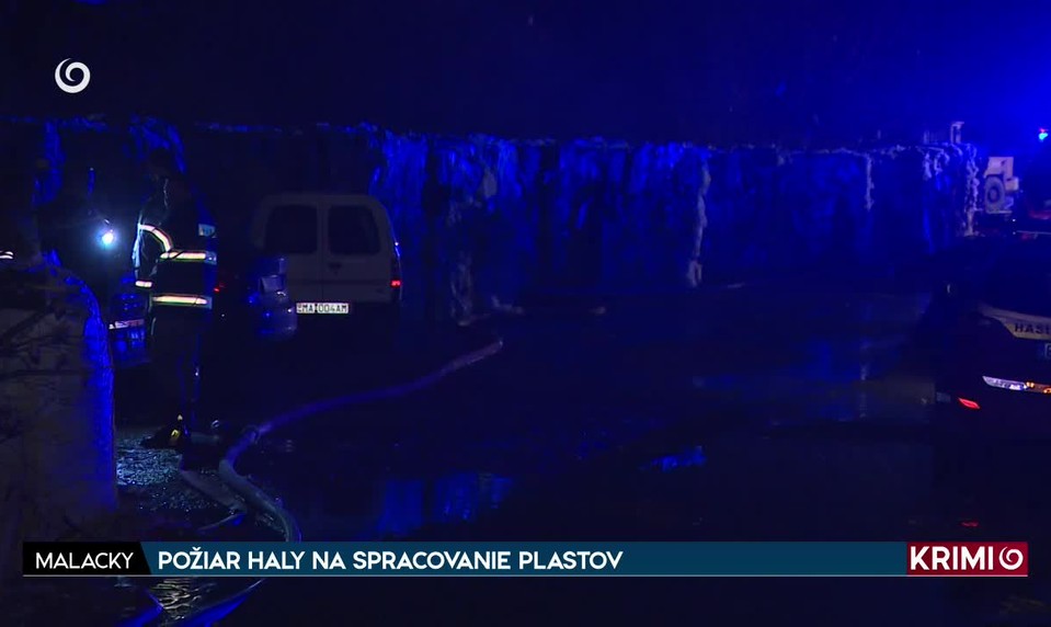 POŽIAR HALY NA SPRACOVANIE PLASTOV