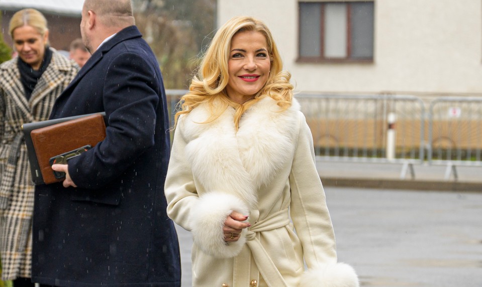 Drlička nesmie verejne hovoriť o ministerke Šimkovičovej. Nariadil mu to súd