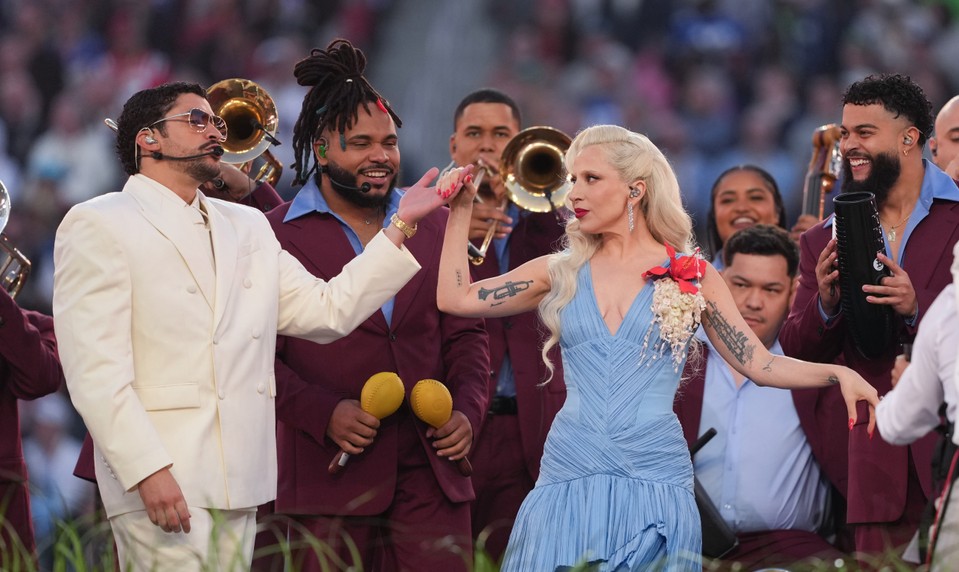 Bad Bunny ovládol Super Bowl. Trump zúri: "Jeho tanec je hnusný!"