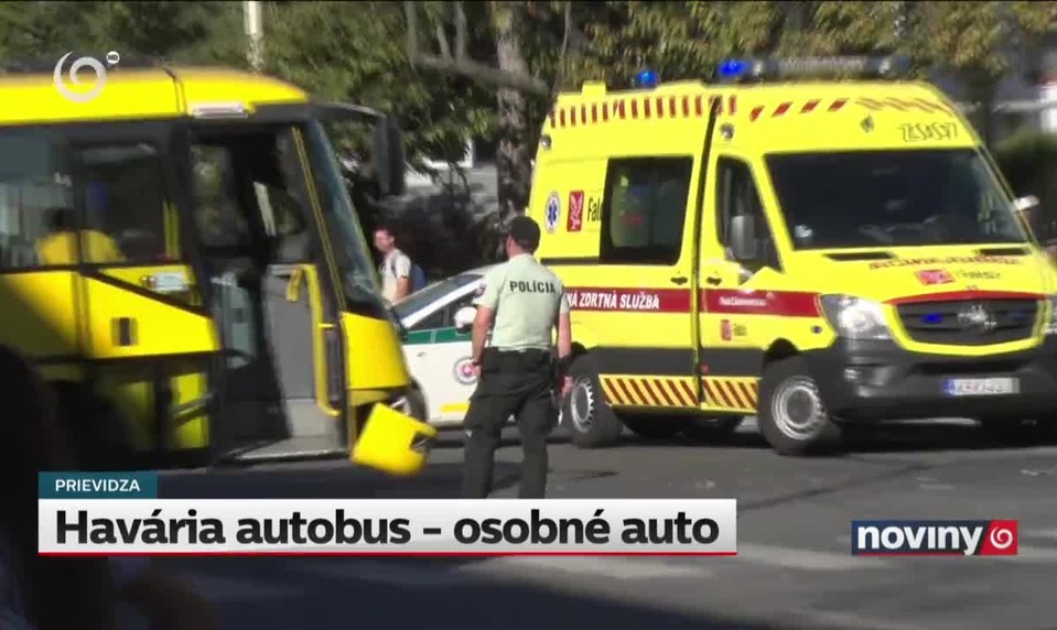 Havária autobus - osobné auto