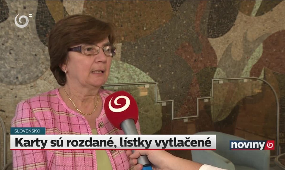 Karty sú rozdané, lístky vytlačené