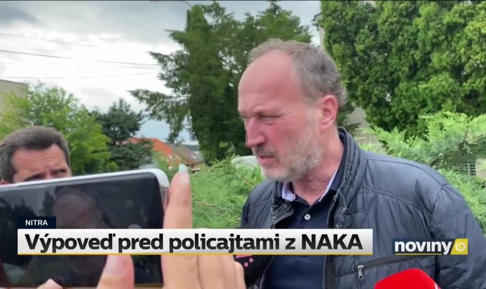 Výpoveď pred policajtami z NAKA