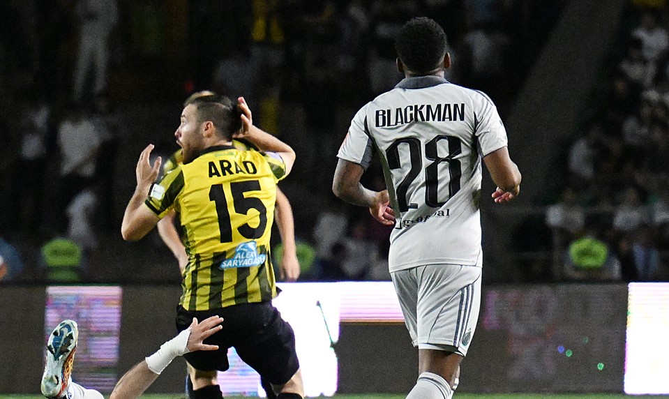 Slovan prehral 0:1 na pôde kazašského Kajratu Almaty, rozhodla penalta v poslednej minúte