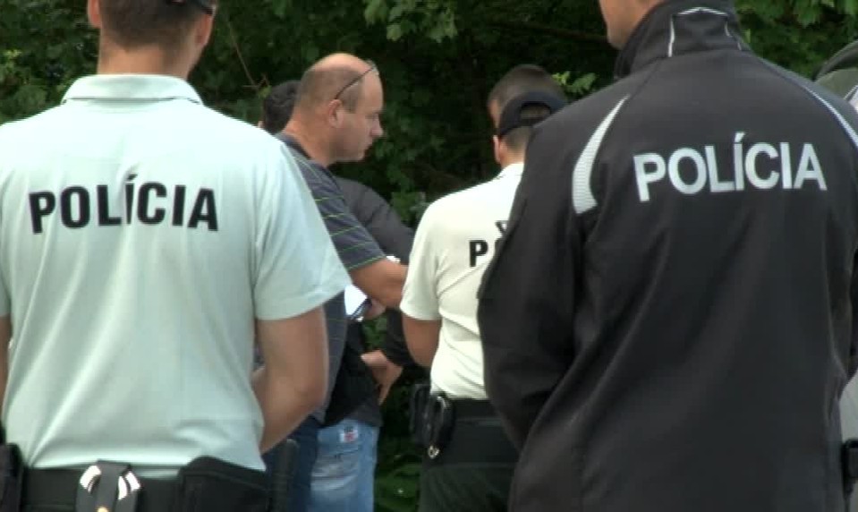 Pri Trenčíne našli muža s prestrelenou hlavou