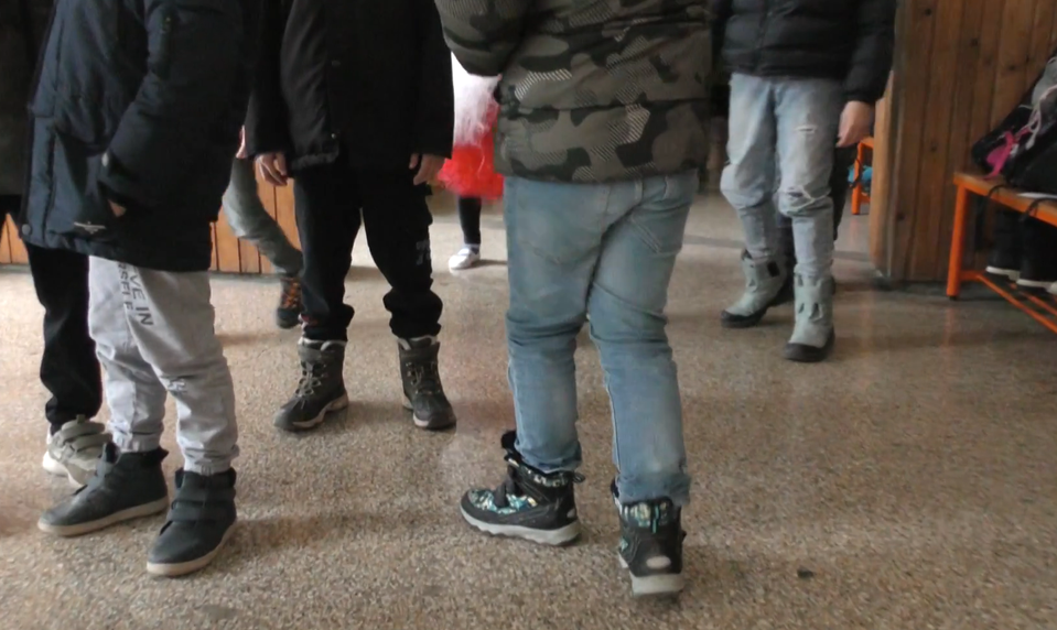 Mladík žiadal peniaze od detí a vyhrážal sa im. Hrozí mu až 12 rokov väzenia