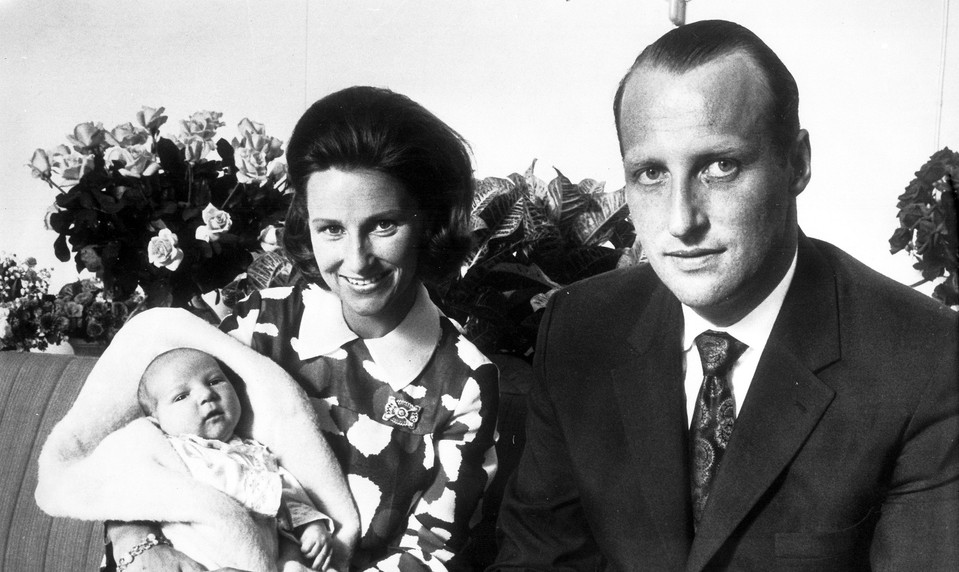 Štúdio 24: Harald V. bol vášnivý športovec aj obľúbený kráľ. Jeho príbeh priblížila odborníčka