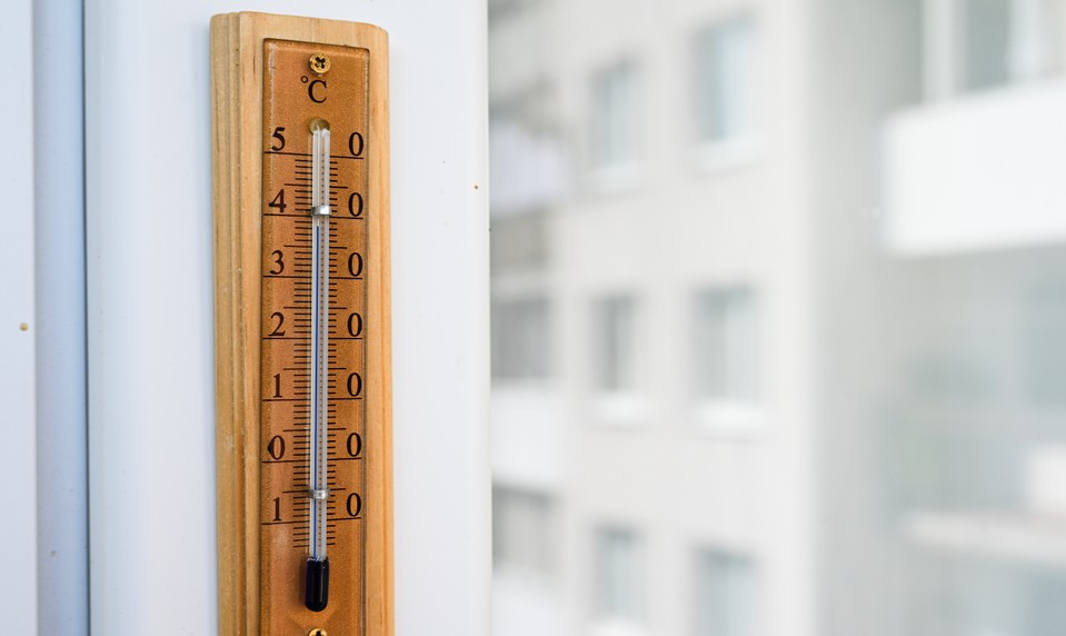 Slovensko čaká tropický pondelok. Na väčšine územia platí najvyšší stupeň výstrahy