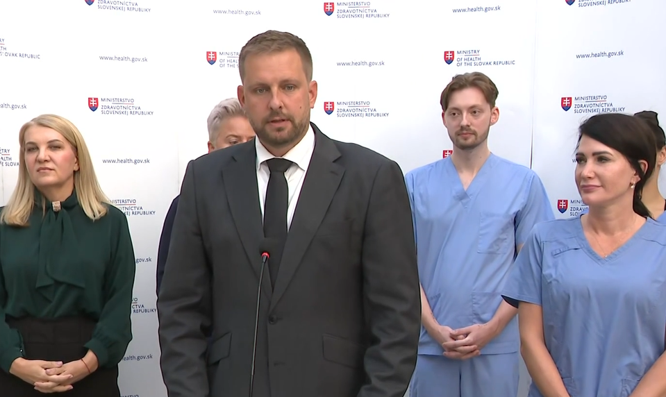 Tlačová beseda ministra zdravotníctva o vzdelávaní všeobecných sestier