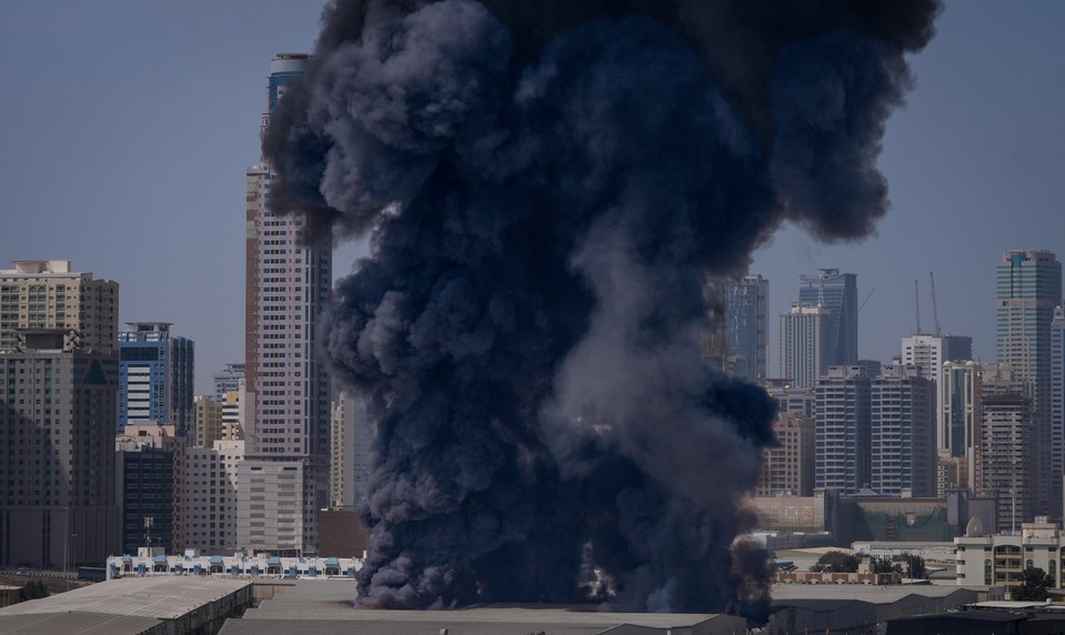 ONLINE: USA a Izrael útočili na päť ropných zariadení v Teheráne a okolí