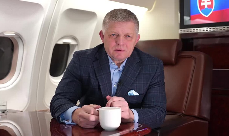 EÚ by sme nemali ignorovať, ale ani byť súčasťou neschopnosti jej vedenia, tvrdí Fico