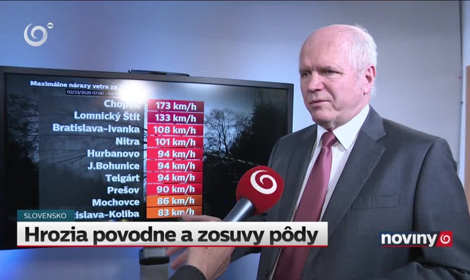 Hrozia povodne a zosuvy pôdy