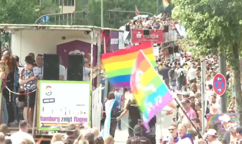 Týždeň po útoku v Berlíne. Holandský a nemecký Pride sprevádzajú zvýšené bezpečnostné opatrenia