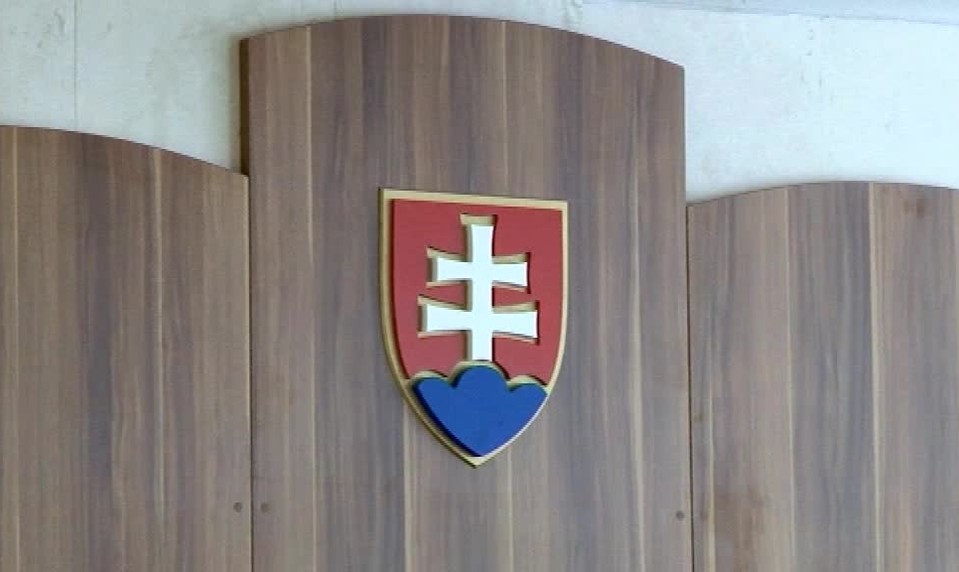 Prípad smrti malého dievčatka v profesionálnej rodine stále nepozná vinníka