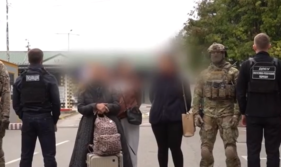 Slovenka mala sexuálne vykorisťovať Ukrajinky. Najmladšia obeť mala 16 rokov