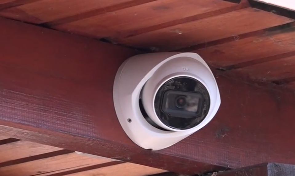 O kamerové systémy má podľa ministra Šutaja Eštoka záujem 90 percent škôl