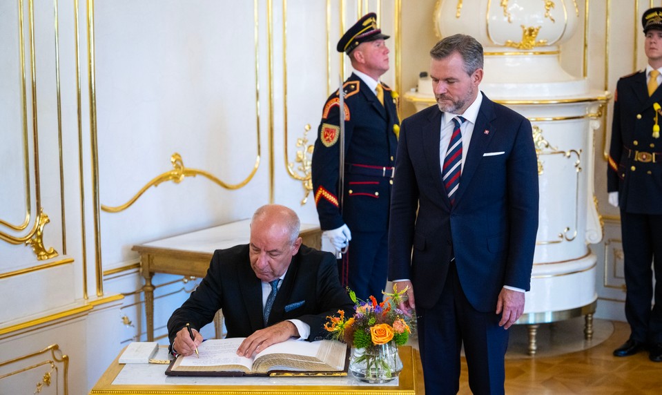 Maďarský prezident podpísal novelu ústavného dodatku, ktorý ukončil jeho funkčné obdobie