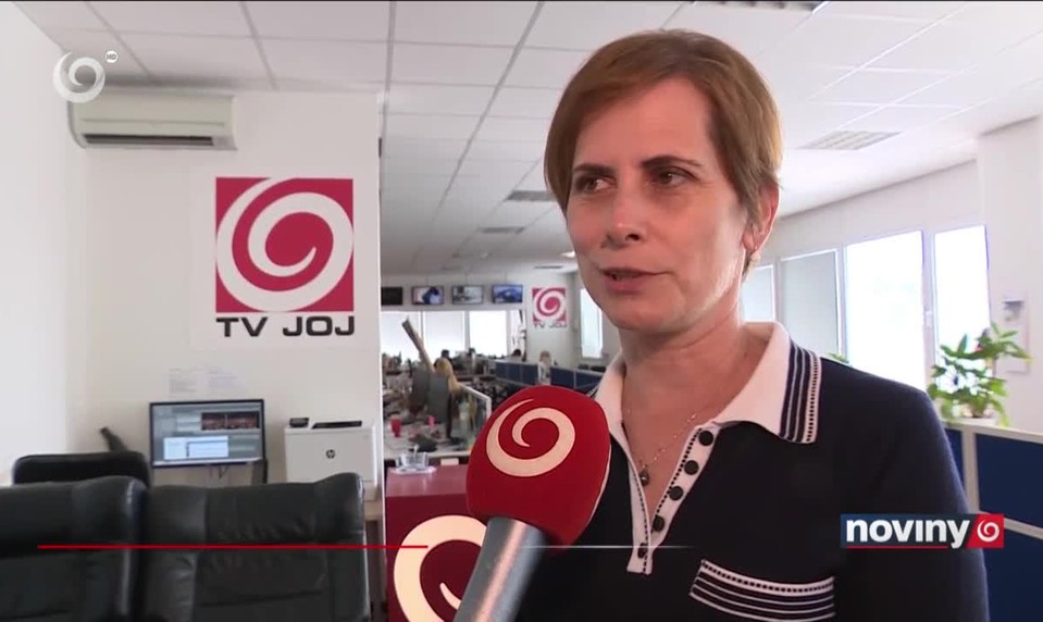 Ulice i diaľnicu zaliala voda