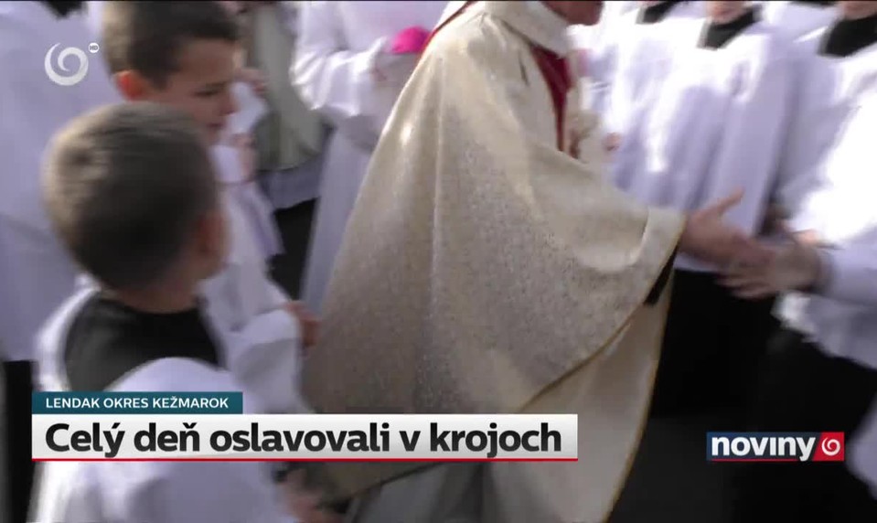 Celý deň oslavovali v krojoch