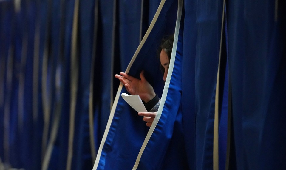 Dáni volia nový parlament, favoritkou je súčasná premiérka Frederiksenová