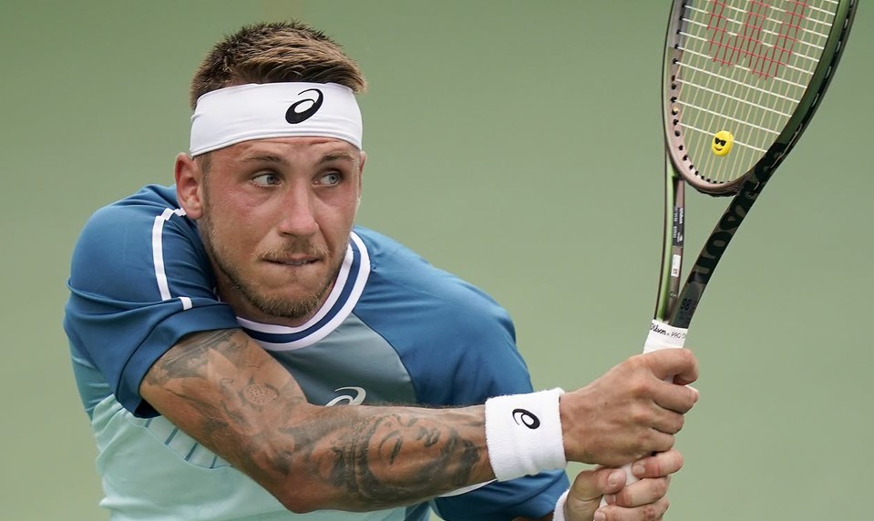 Zápas Alexa MOLČANA na US Open museli prerušiť
