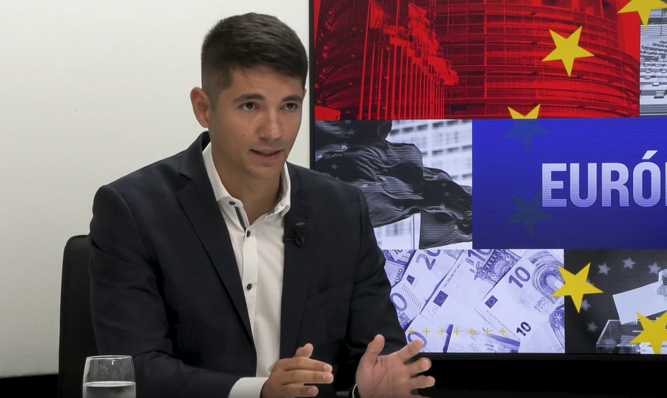 Kaliňák o klimatizáciách v nemocniciach: V jednej je taká zima, že operujú „v mikinách“