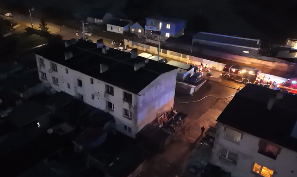 Výbuch plynovej fľaše otriasol rómskou osadou. Ľudia utekali pred dymom cez okná