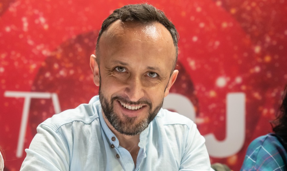 Ondrej Kandráč ukázal svoju rodinku: Deti rastú ako z vody a manželka? Ako princezná!