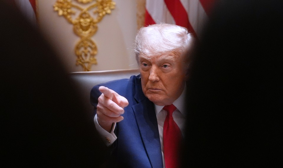 „Vyhodíme ich do vzduchu.“ Trumpove slová o Ománe vyvolali rozruch