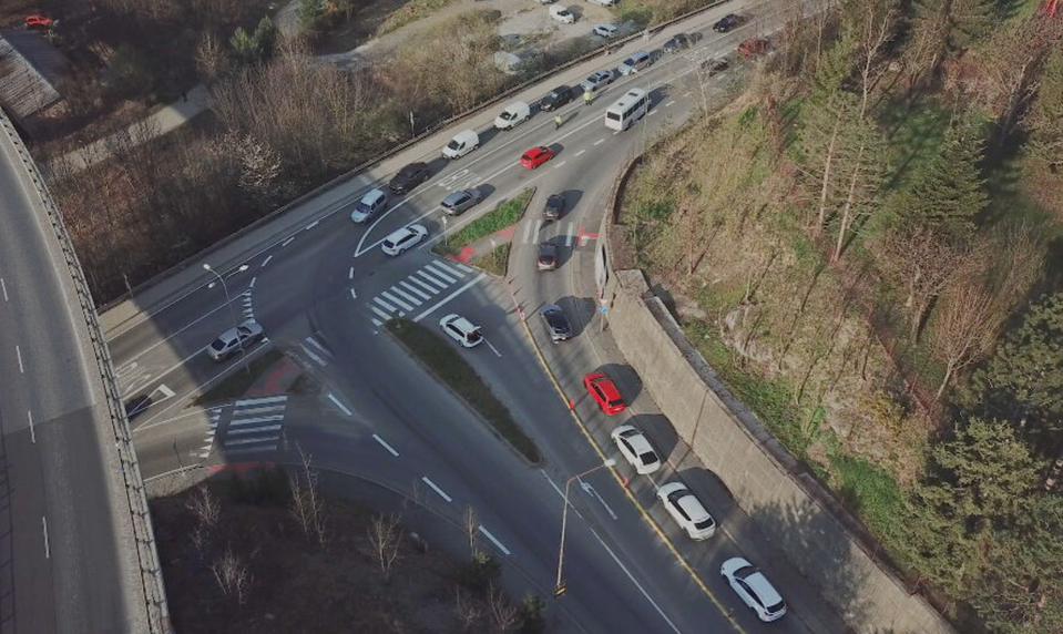 Vodiči, pripravte sa na zmenu. Otáčanie sa na križovatkách bude fungovať inak