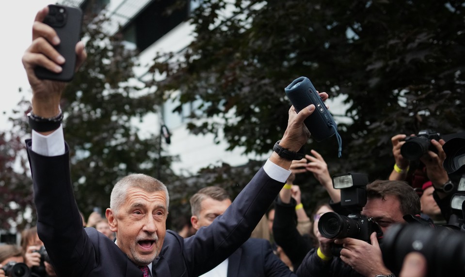 Vláda Andreja Babiša získala dôveru poslancov