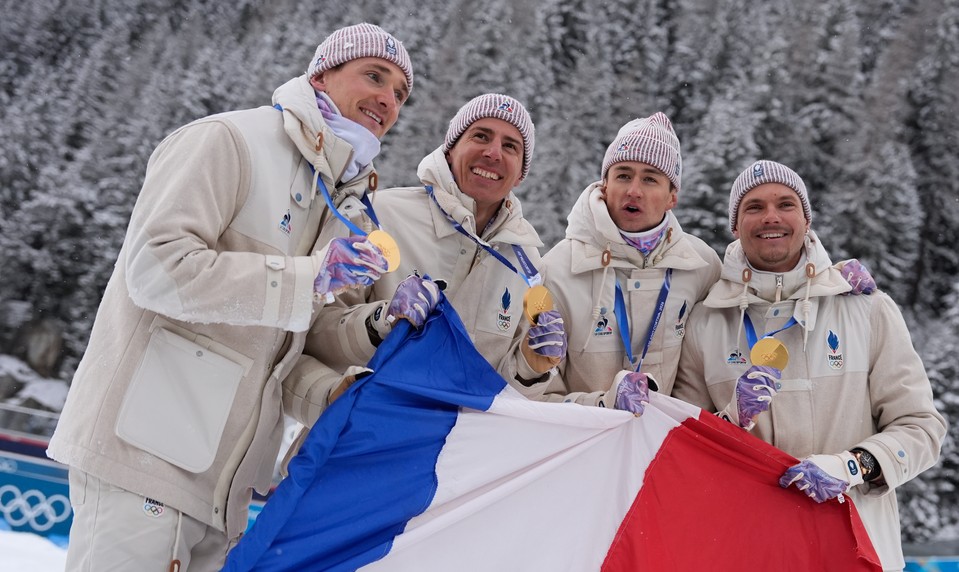 Zlatá radosť pre francúzske biatlonové kvarteto, Česko šieste