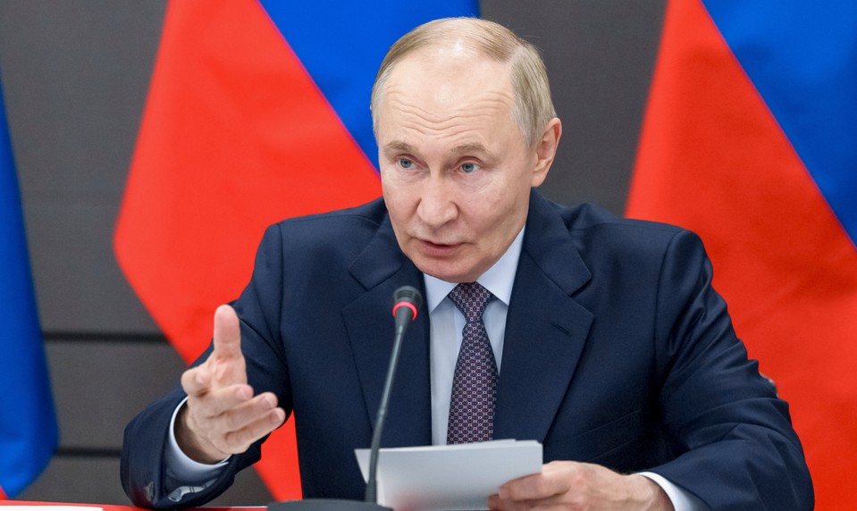 Putin navrhuje dlhšie fungovanie jaslí: Ženy sa majú vrátiť do práce, krajine chýba pracovná sila