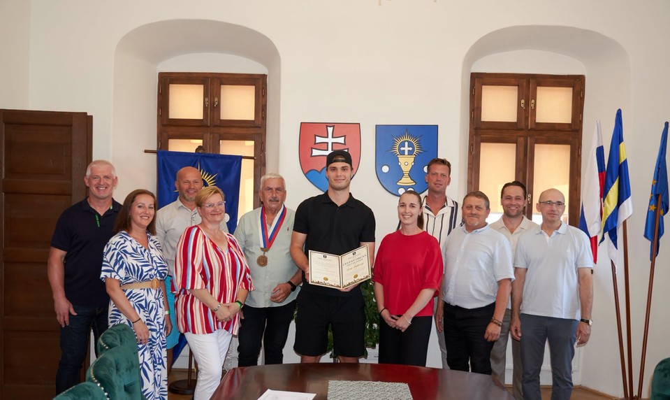 SLAFKOVSKÝ historicky prvým čestným občanom Budimíra