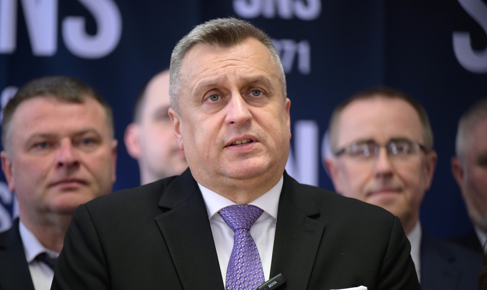 Siahne vláda na 13. dôchodky a zdaní veľké firmy? Danko priblížil možné opatrenia