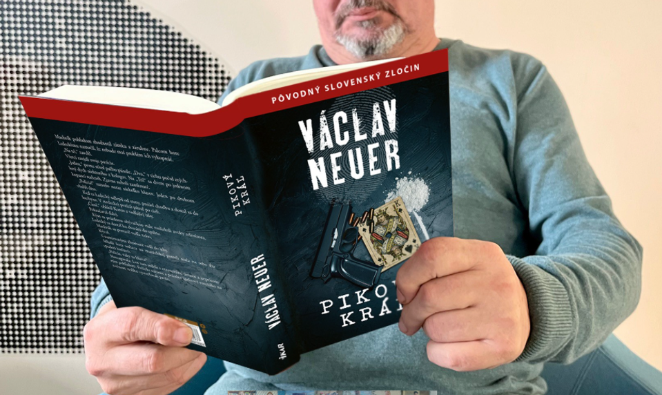 Knihomoľský raj na dosah: Čo nové nájdete na pultoch kníhkupectiev?